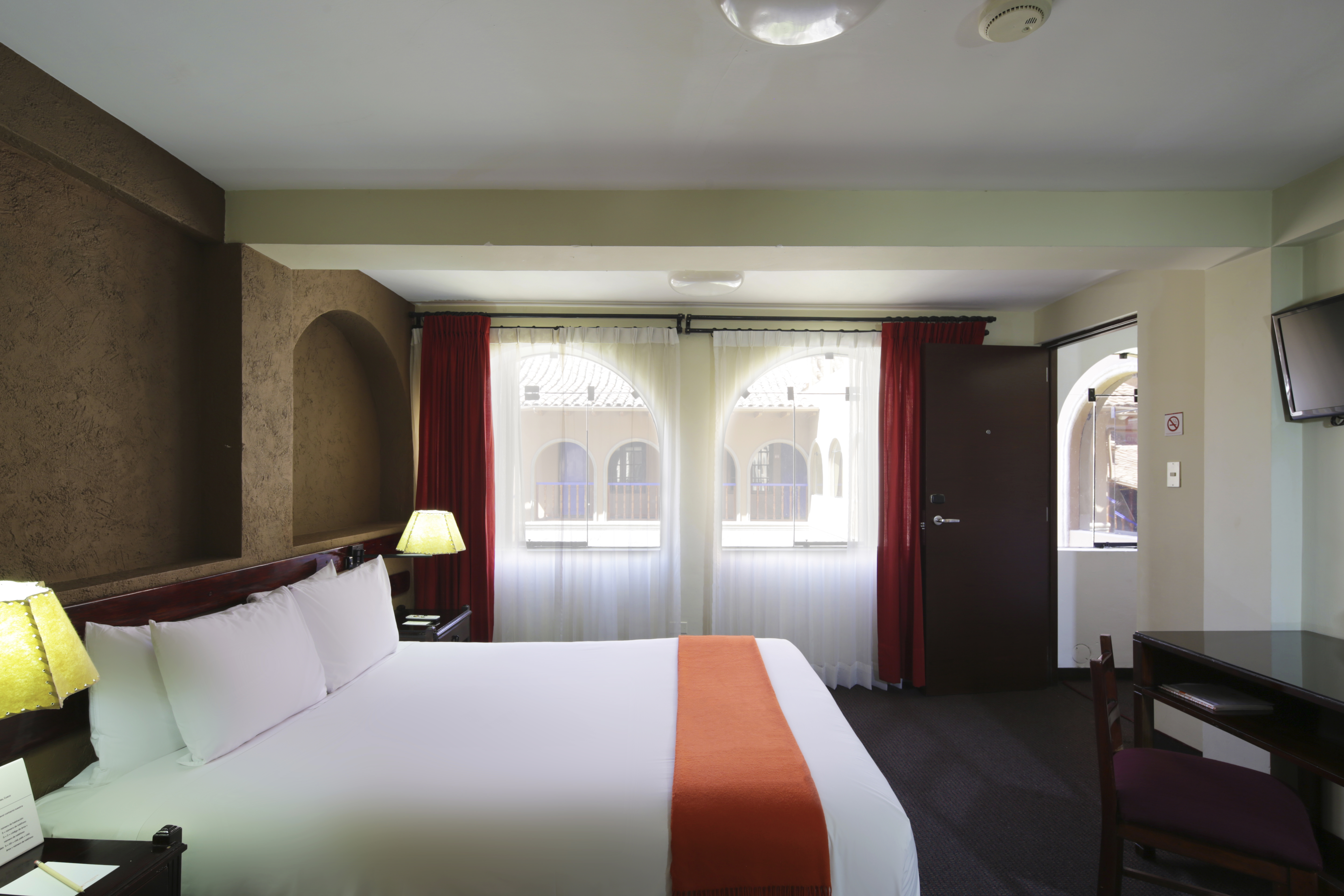 Standard, Twin Beds