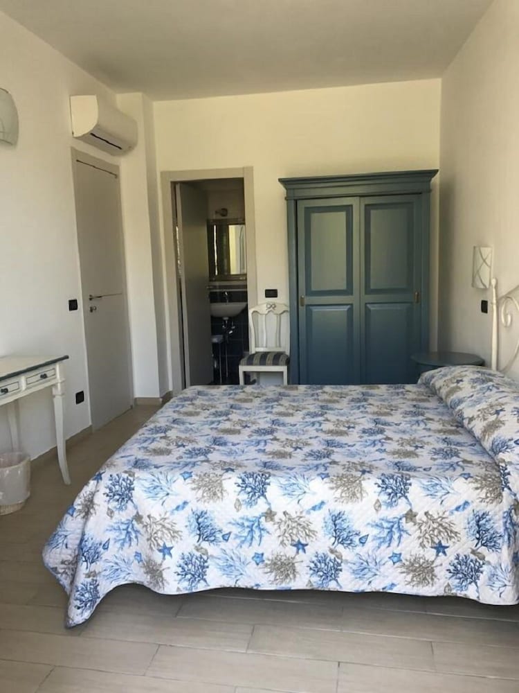 Sandra Villa Rooms 15/43