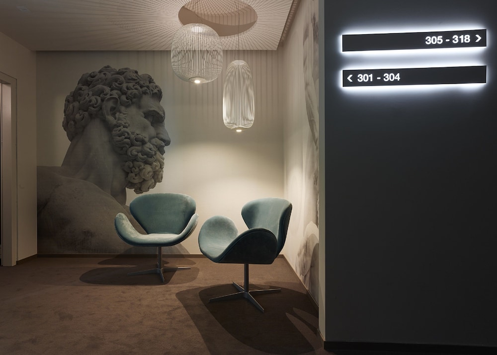 Glance Hotel In Florence 61/70