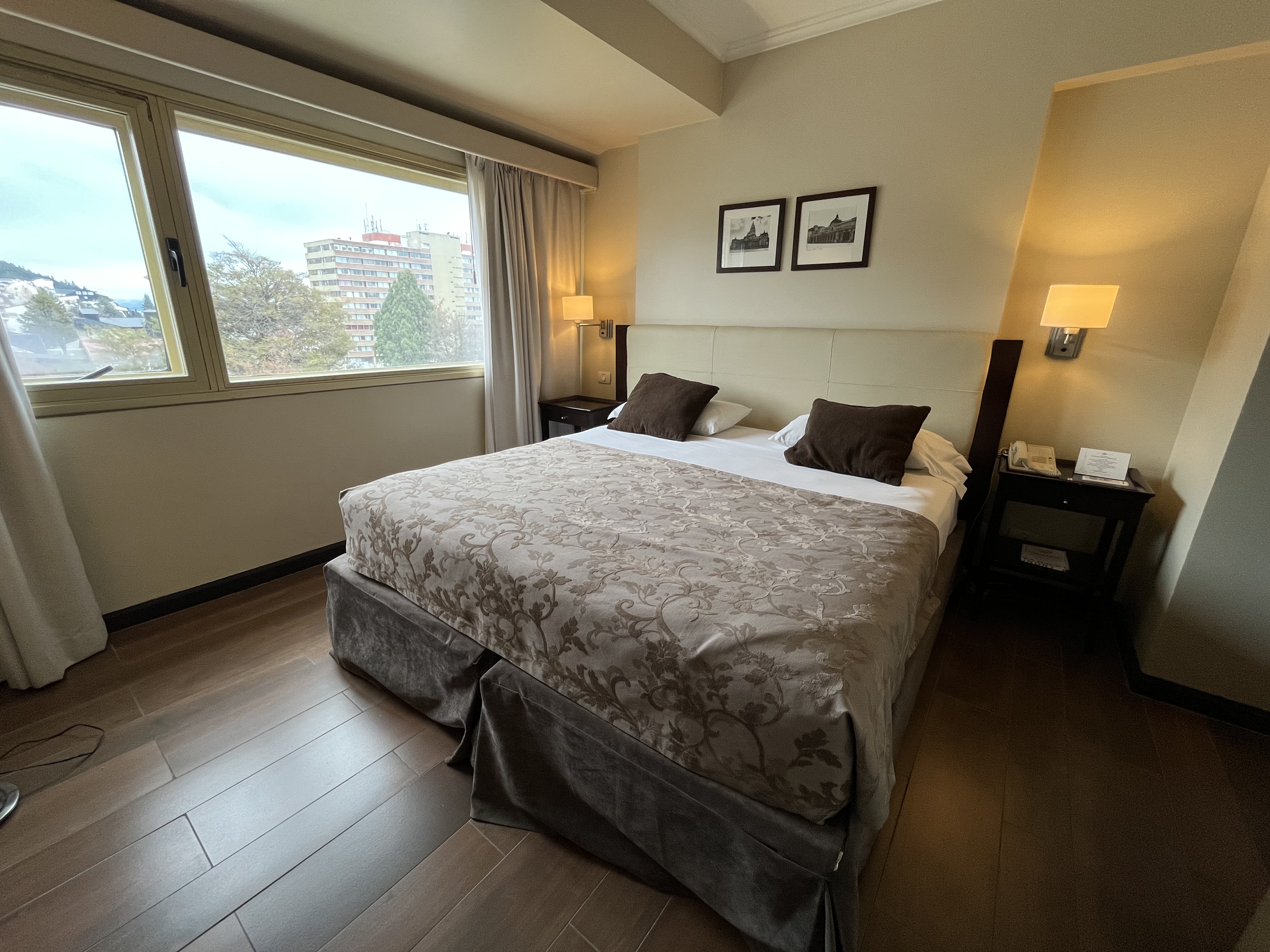 Room at Kenton Palace, BARILOCHE