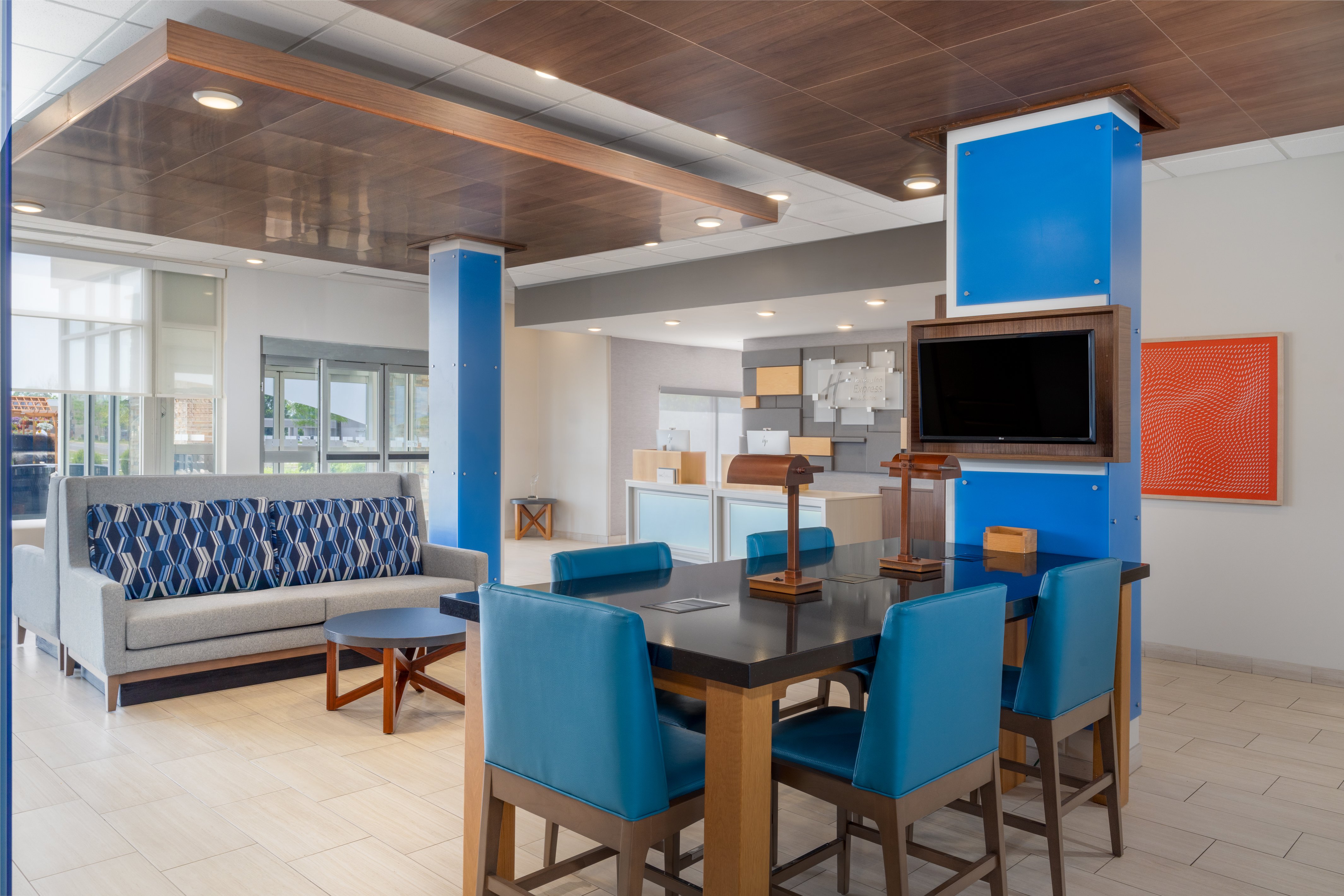 Holiday Inn Express & Suites Lexington W - Versailles 48/70