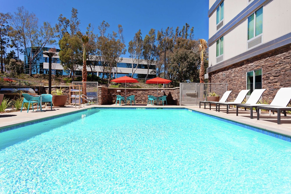 Home2 Suites by Hilton Temecula, CA 1/50