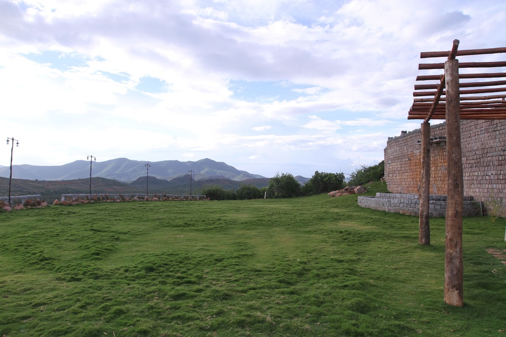 KADAMBAVANAM ETHNIC RESORT 21/42