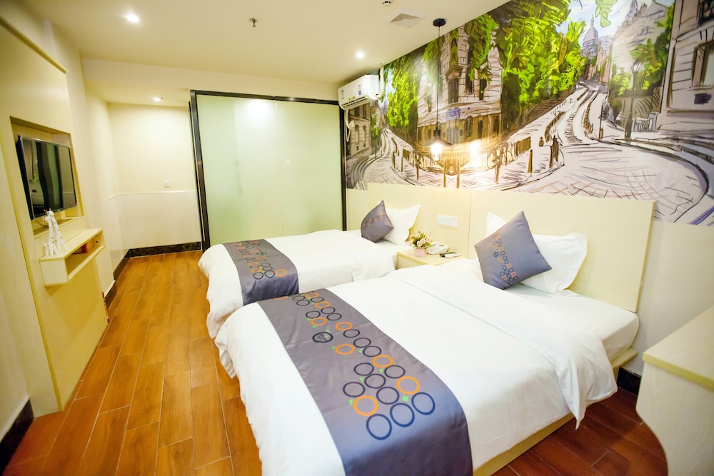 Yimi Apartment Pazhou Exhibition Branch 4/17