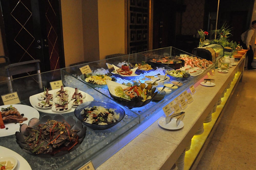 Yuexiu Hotel Guangzhou, Curio Collection by Hilton 20/30