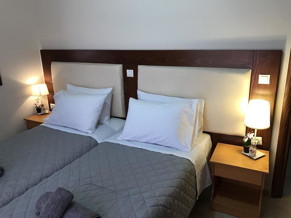 Aspa Holiday Apartments 11/22