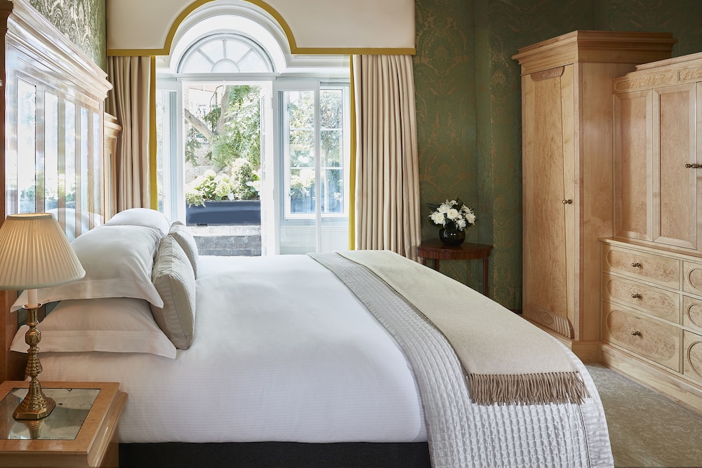 The Goring 24/68