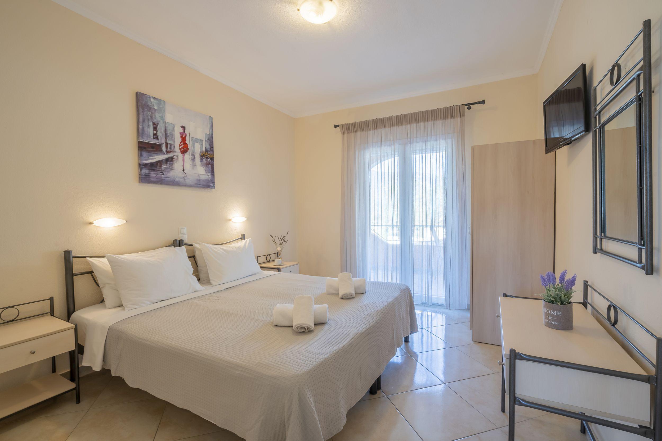 Studio, Triple, Balcony or Terrace
