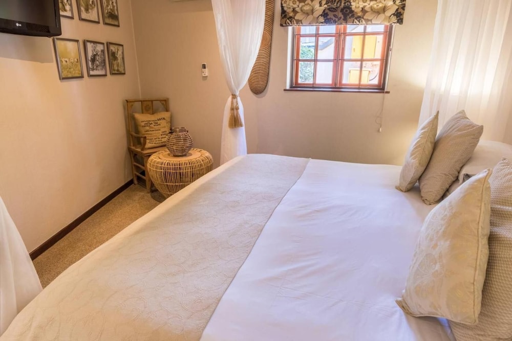 Constantia Hotel and Conference Centre 24/50