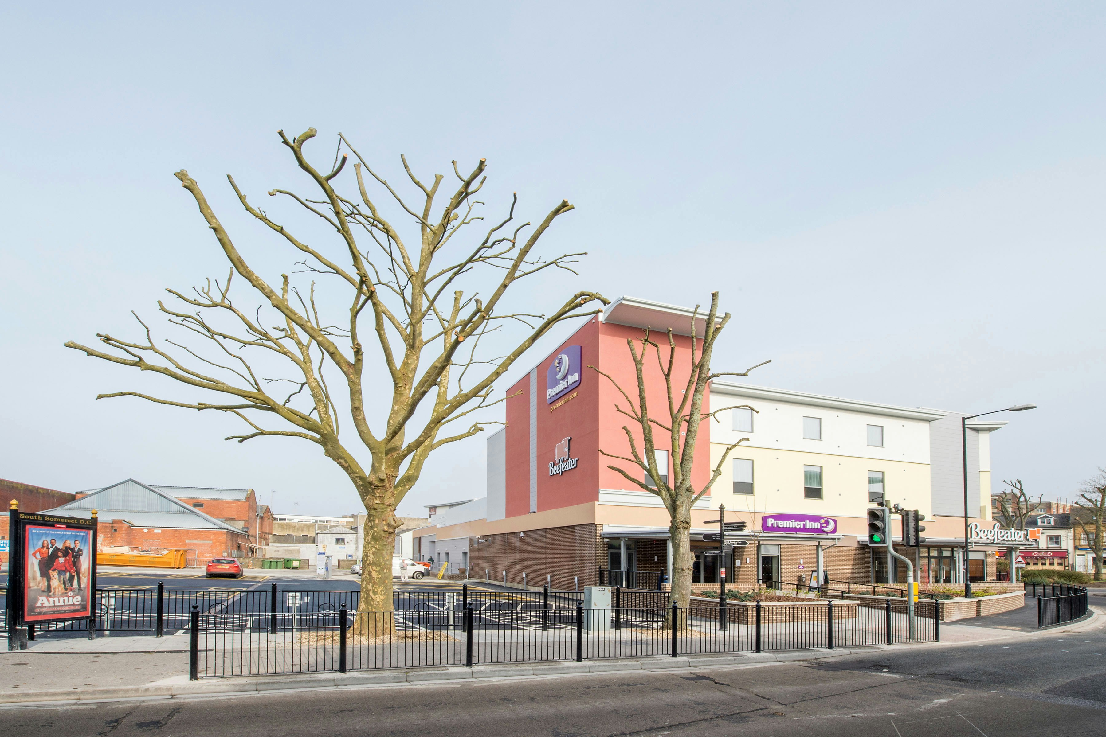 Premier Inn Yeovil Town Centre Hotel 6/49