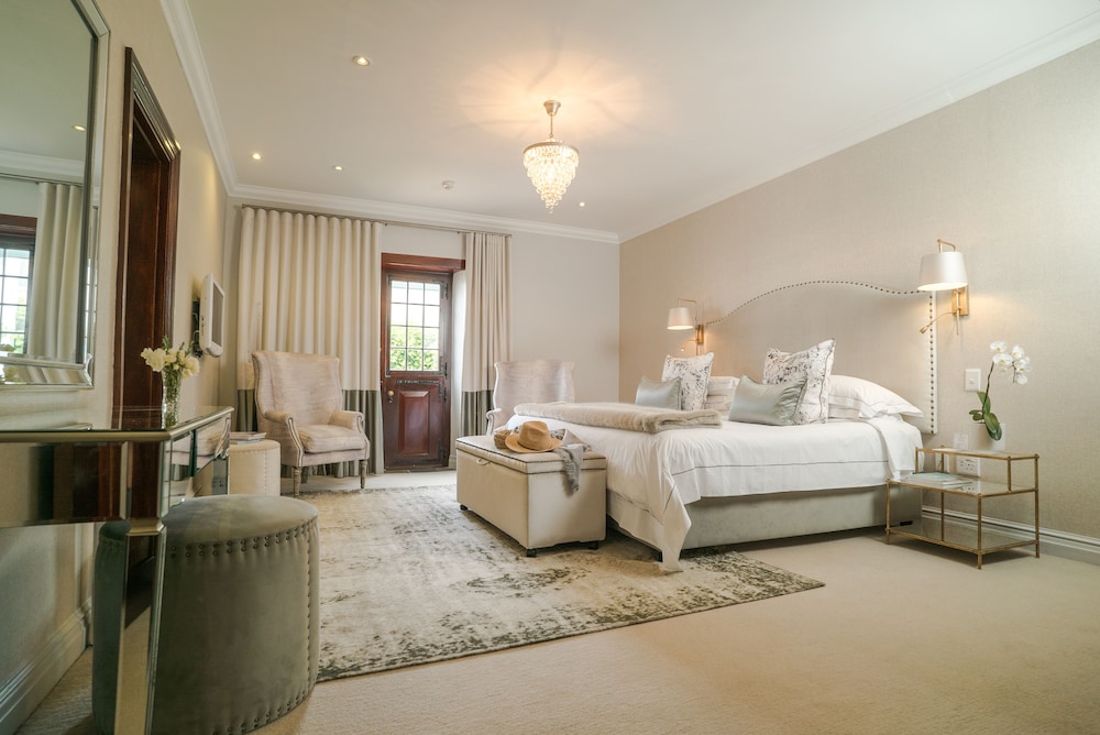 STEENBERG HOTEL 20/80