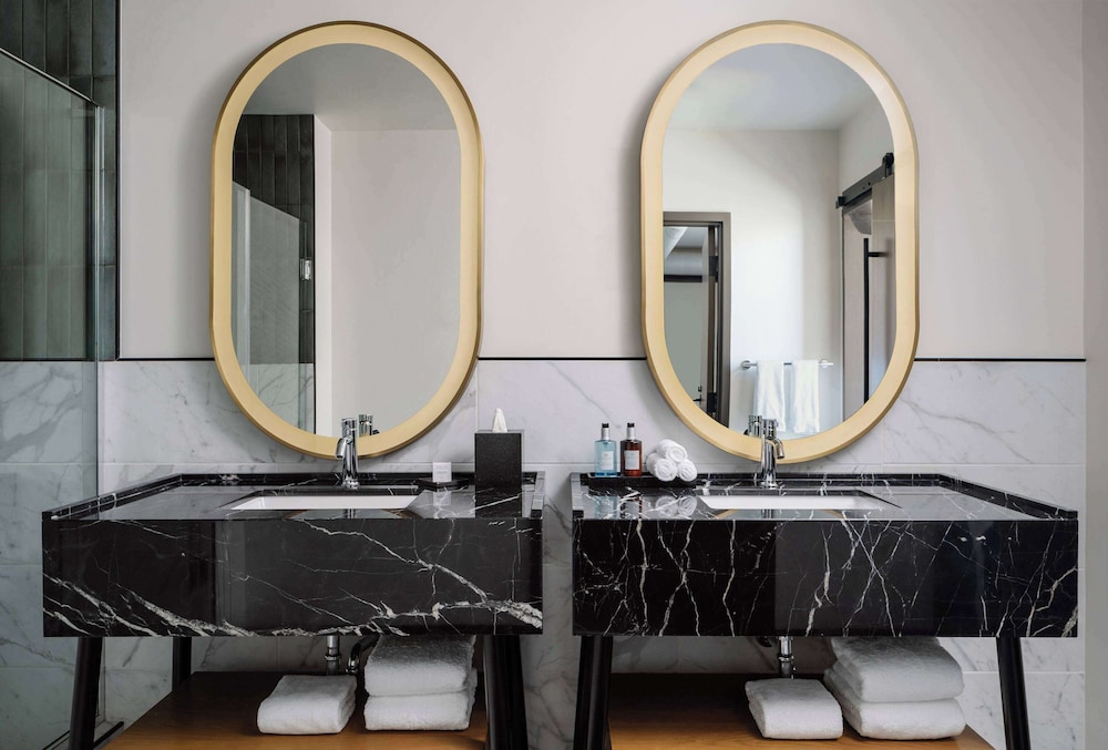 Origin Austin, a Wyndham Hotel 50/50