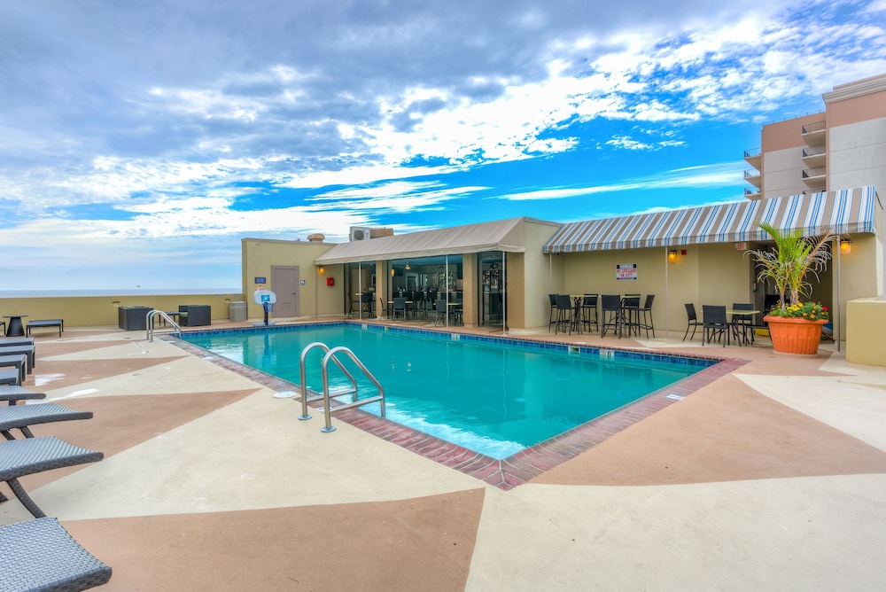 Beach Quarters Resort 43/50