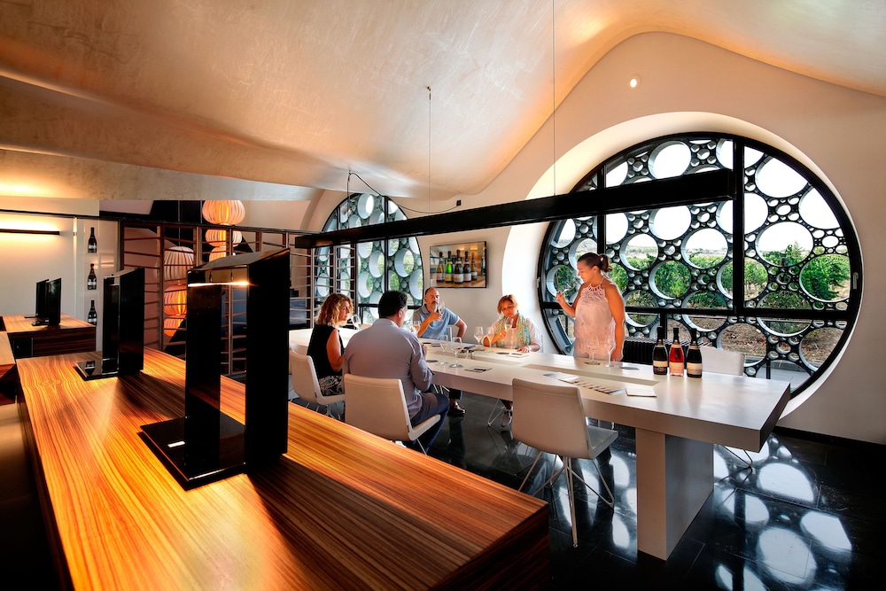 Cava Hotel Mastinell 29/68