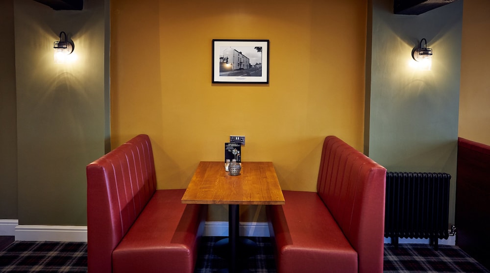 The Kirkfield Hotel 28/33