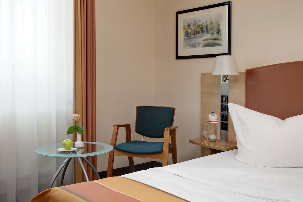 IntercityHotel Berlin Ostbahnhof 13/38