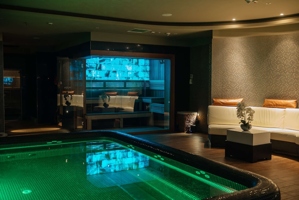 Radisson Blu Leogrand Hotel 38/66