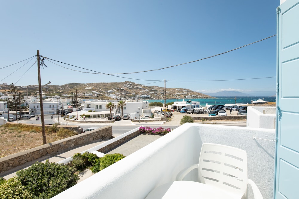 Eleftheria Hotel 39/50