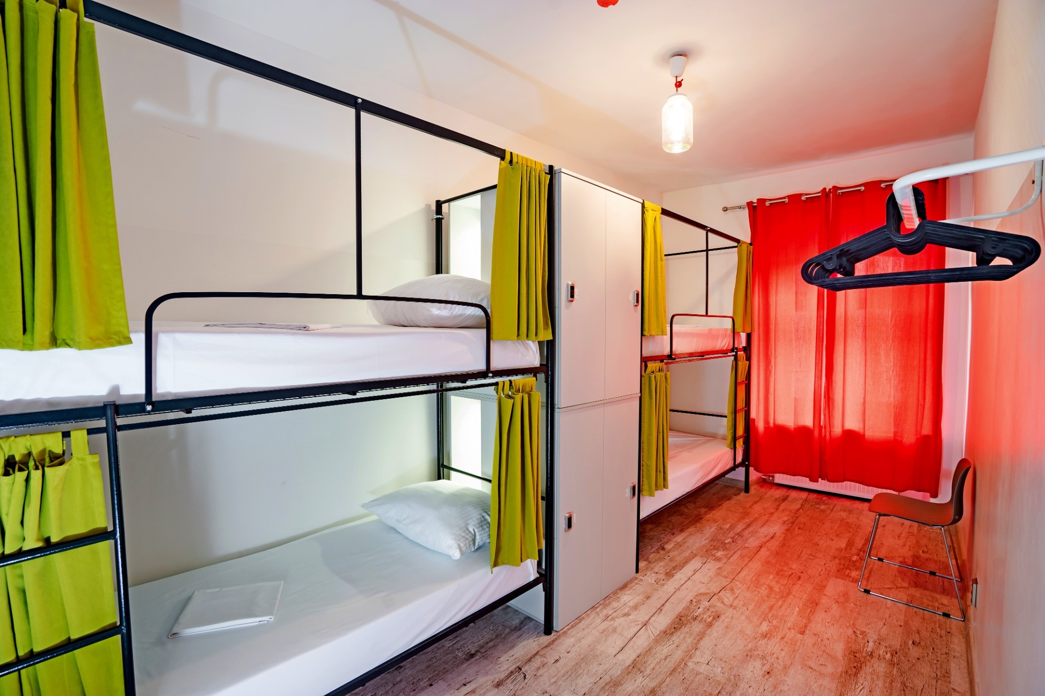 Mixed Dorm, 10 Beds, Private Bathroom