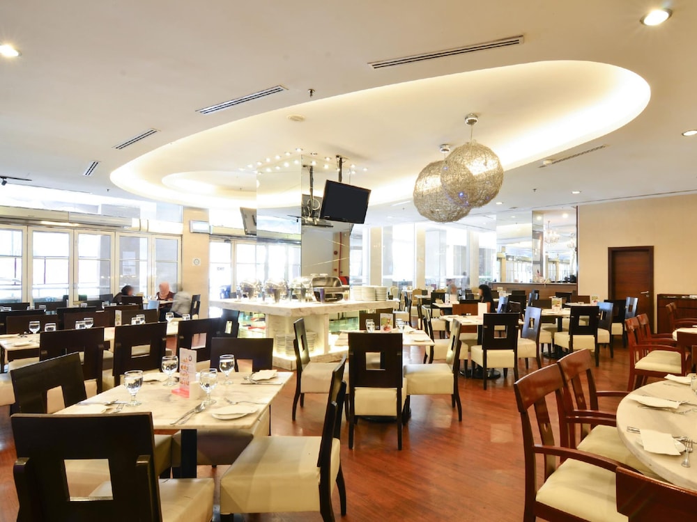 Silka Maytower Hotel 20/21