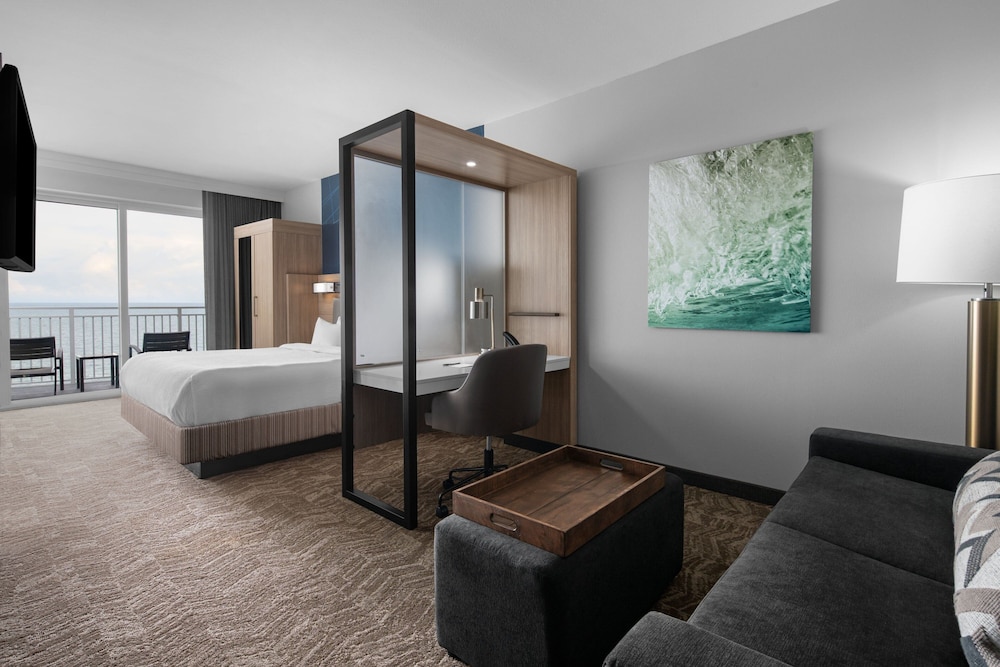 SpringHill Suites by Marriott Myrtle Beach Oceanfront 50/50
