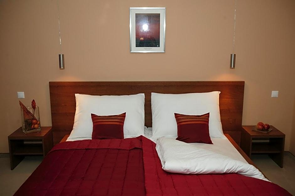 Aston Business Hotel 12/55