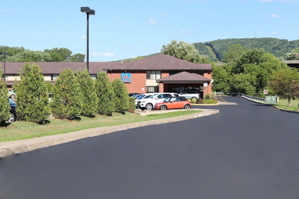 Motel6 Binghamton, NY 48/53