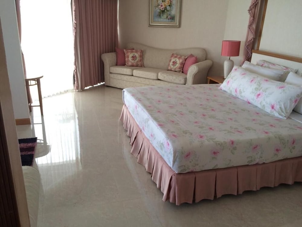 Khanom Golden Beach Hotel 16/59