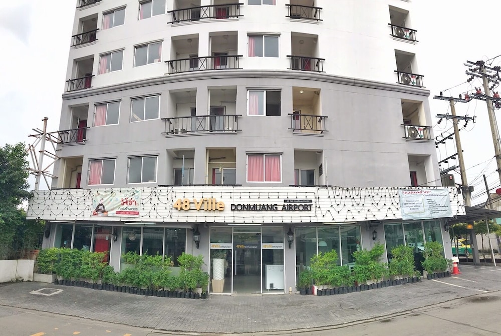 48 Ville Donmuang Airport 2/83