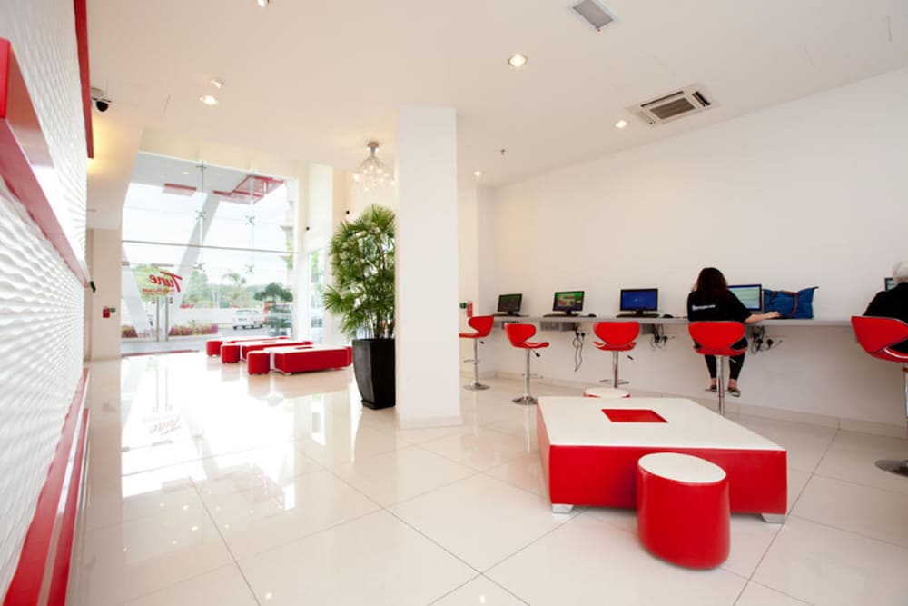 Tune Hotel Danga Bay 42/46