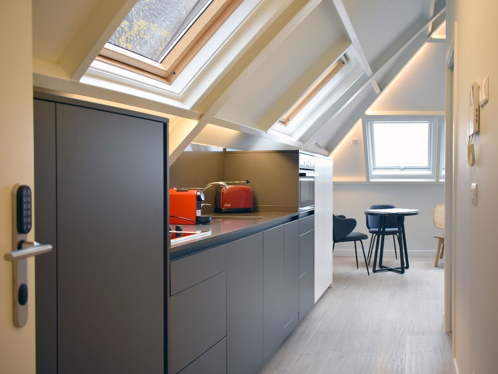 Bow Homes by Como en Casa 11/64