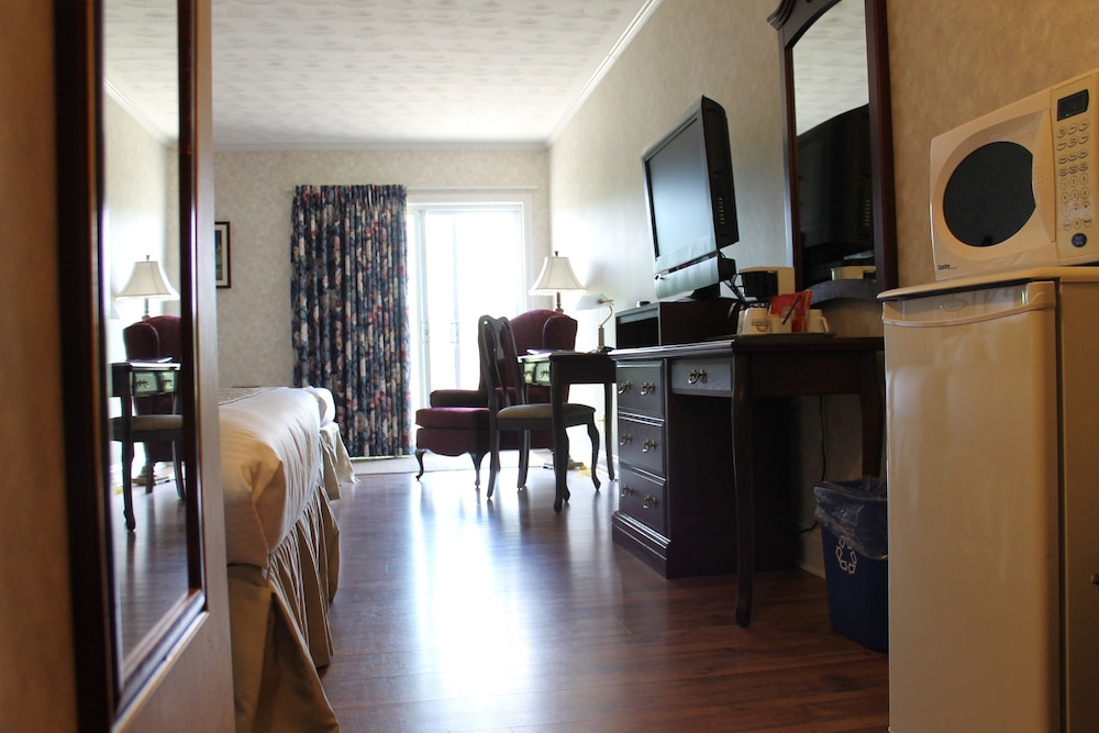 Days Inn by Wyndham Edmundston 44/58