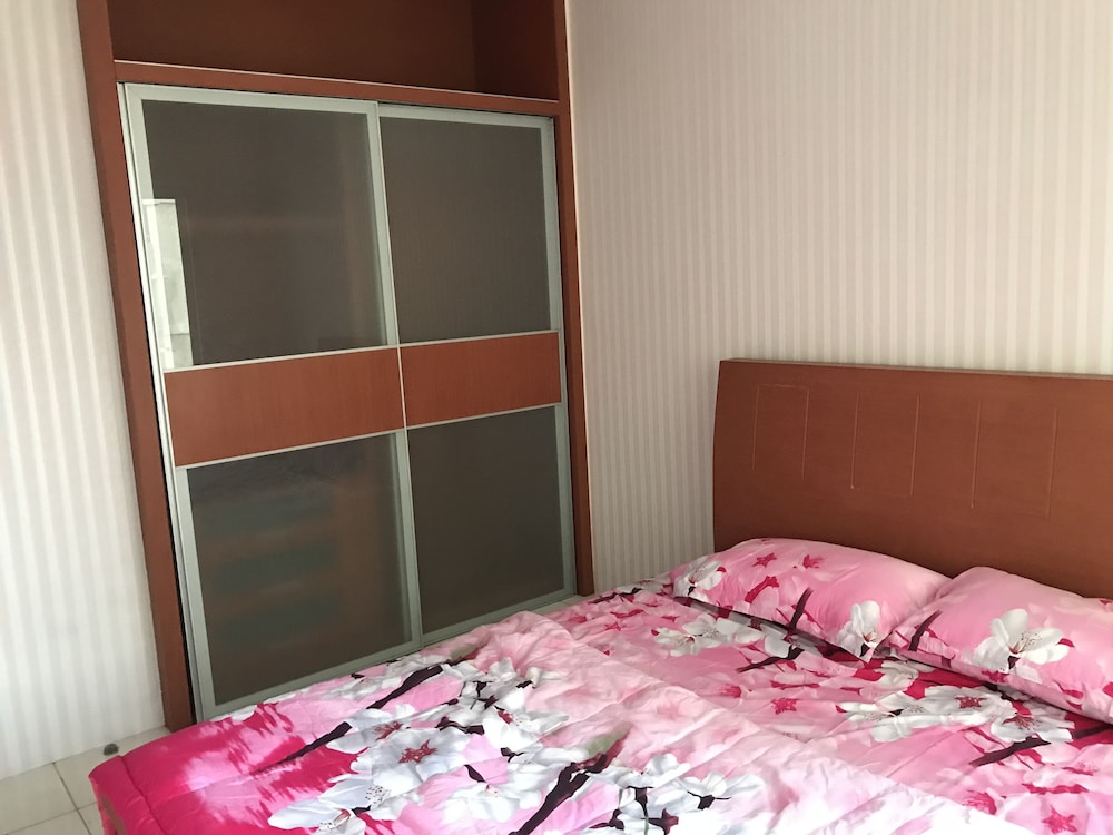 Sudirman Park Apartment By Merry 16/50