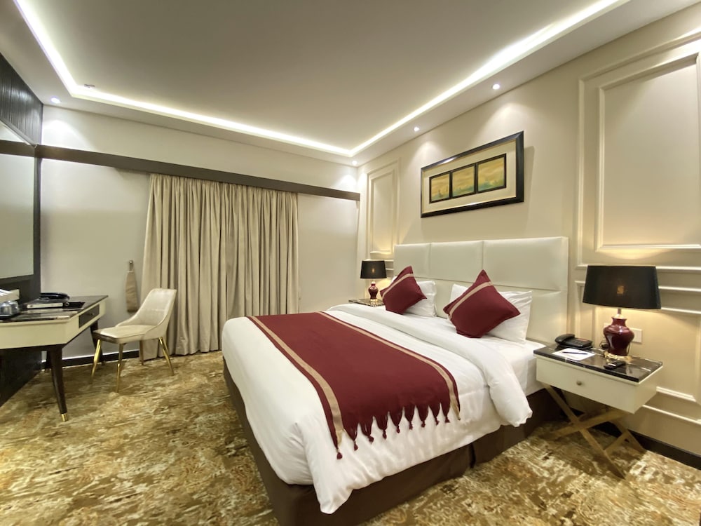 Best Western Plus Grand Hotel Multan 19/61