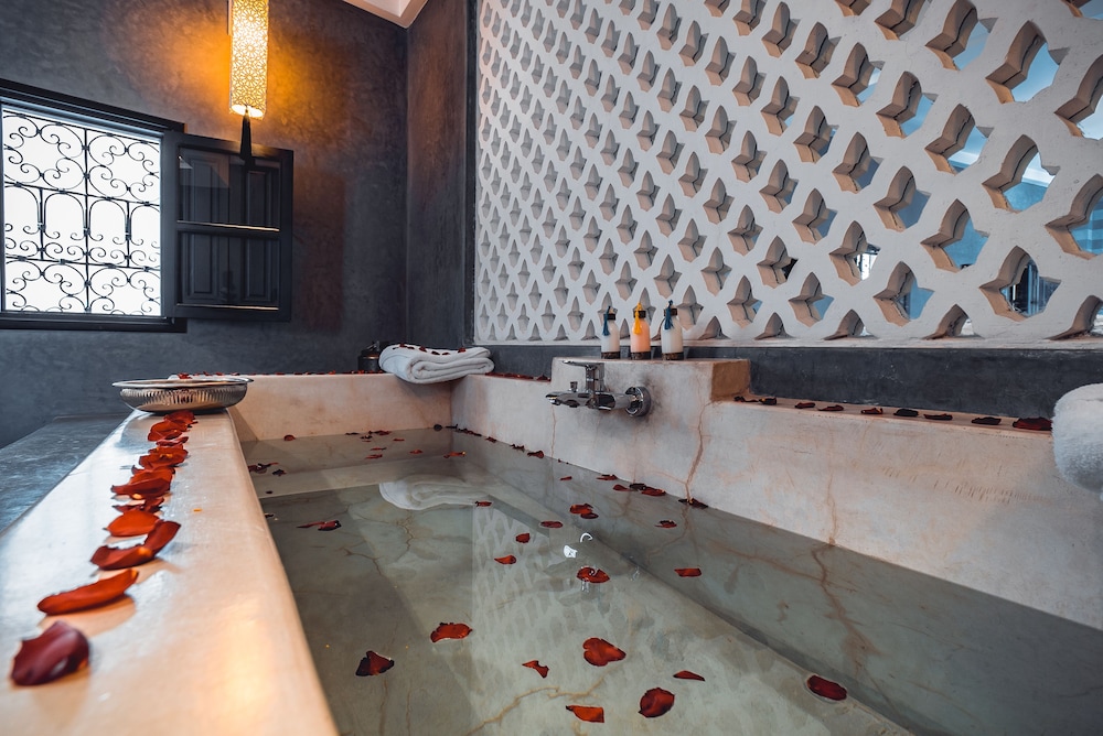 Riad Ambre Et Epices 26/50