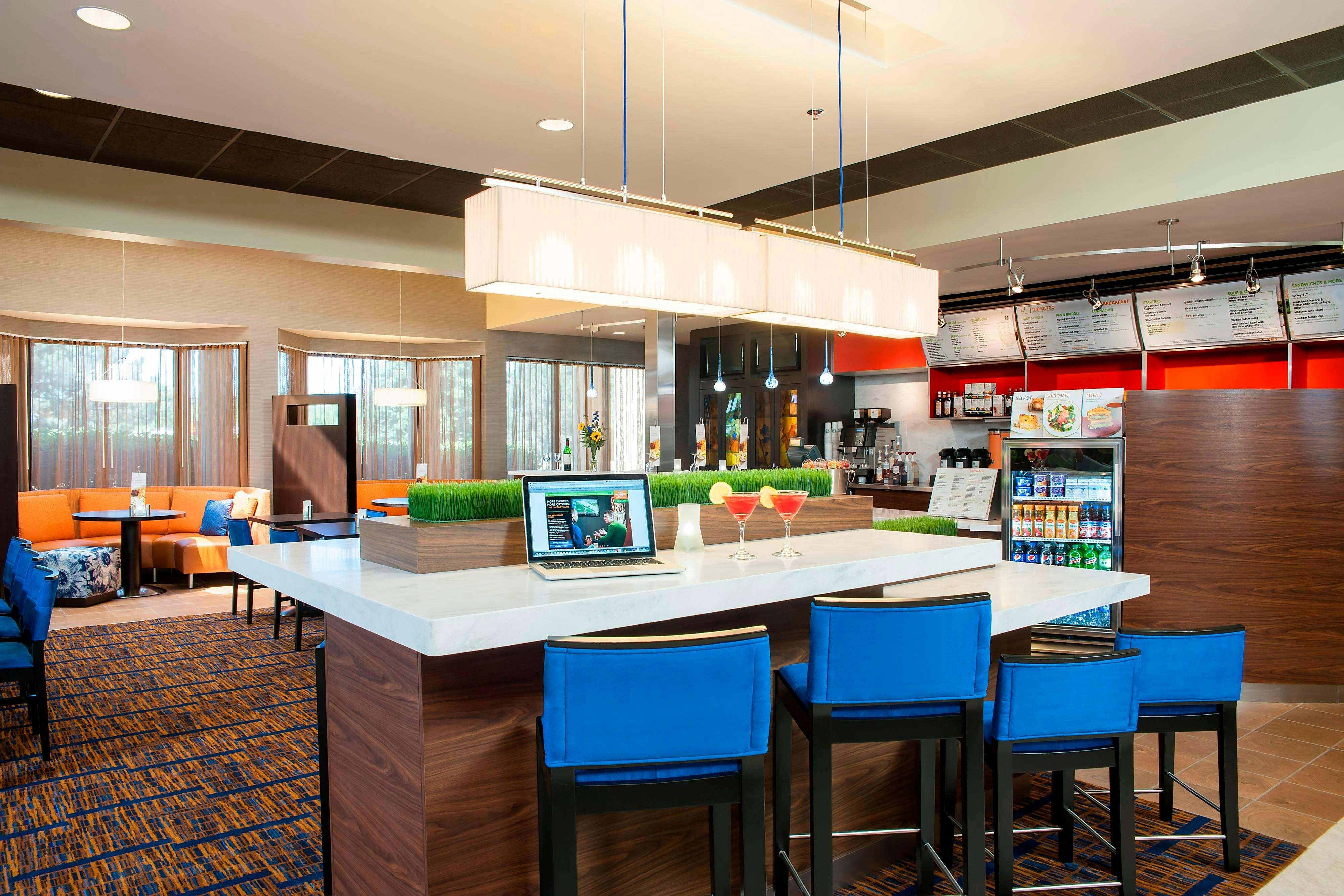 Courtyard By Marriott Chicago Glenview Northbrook 14/19