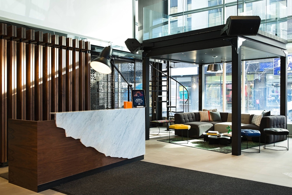 Renaissance Montreal Downtown Hotel 45/58