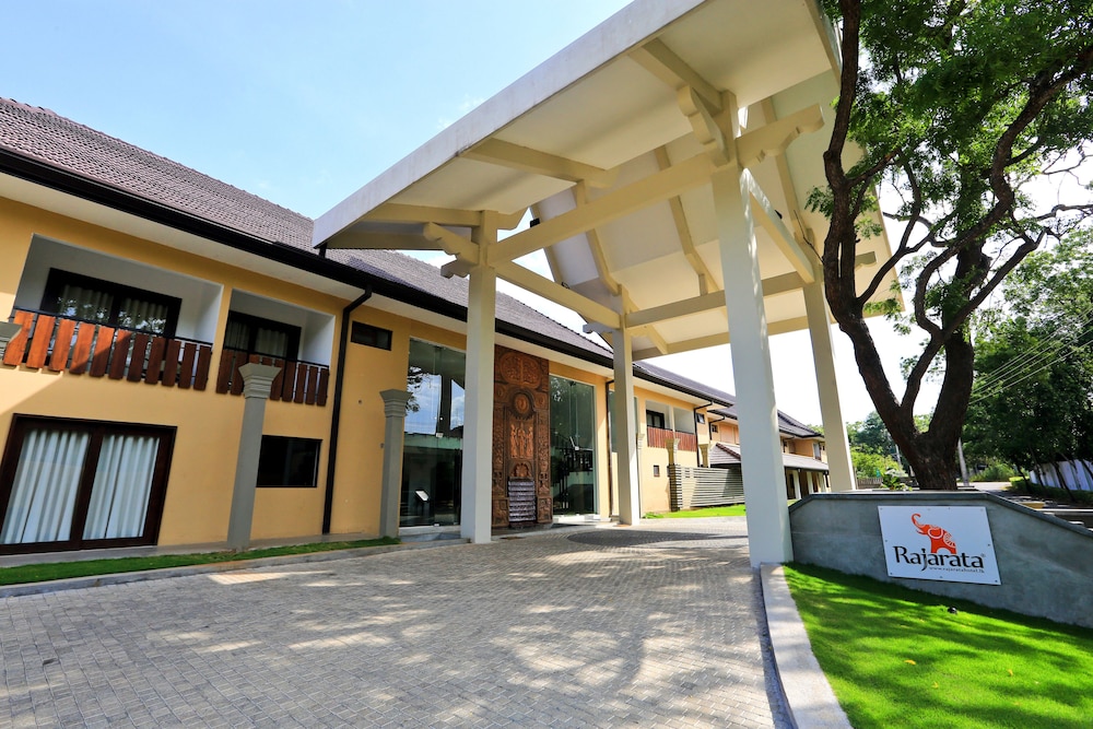 Rajarata Hotels 41/50