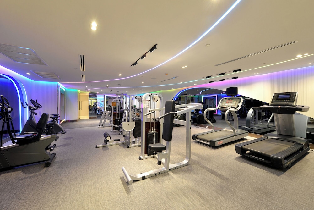 Centre Point Plus Hotel Silom 47/76