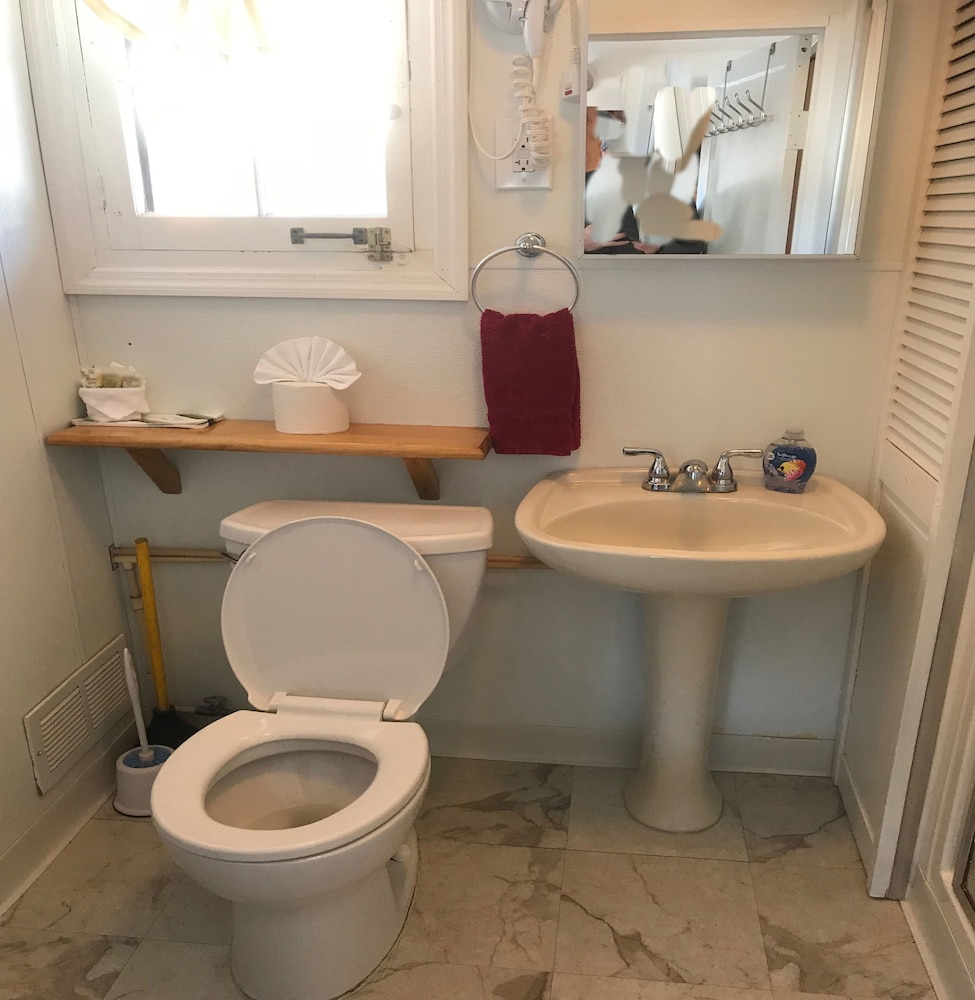 Clear Lake Resort 50/50