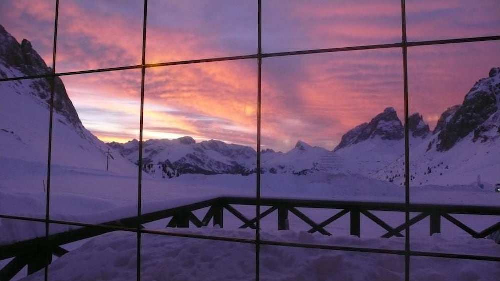 Hotel Col Di Lana 24/41
