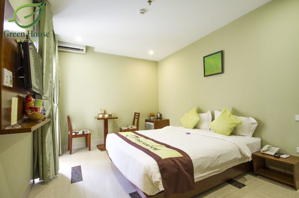 Green House Hotel 23/65