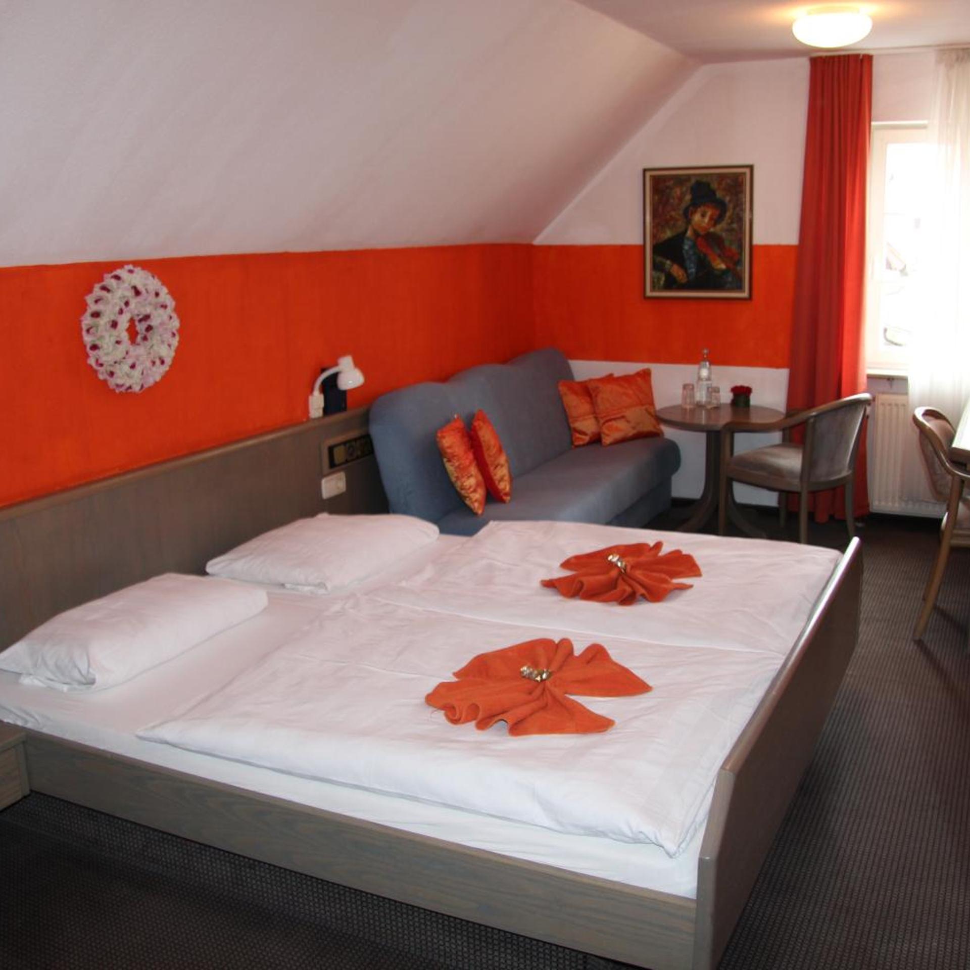 Deluxe, Double Bed
