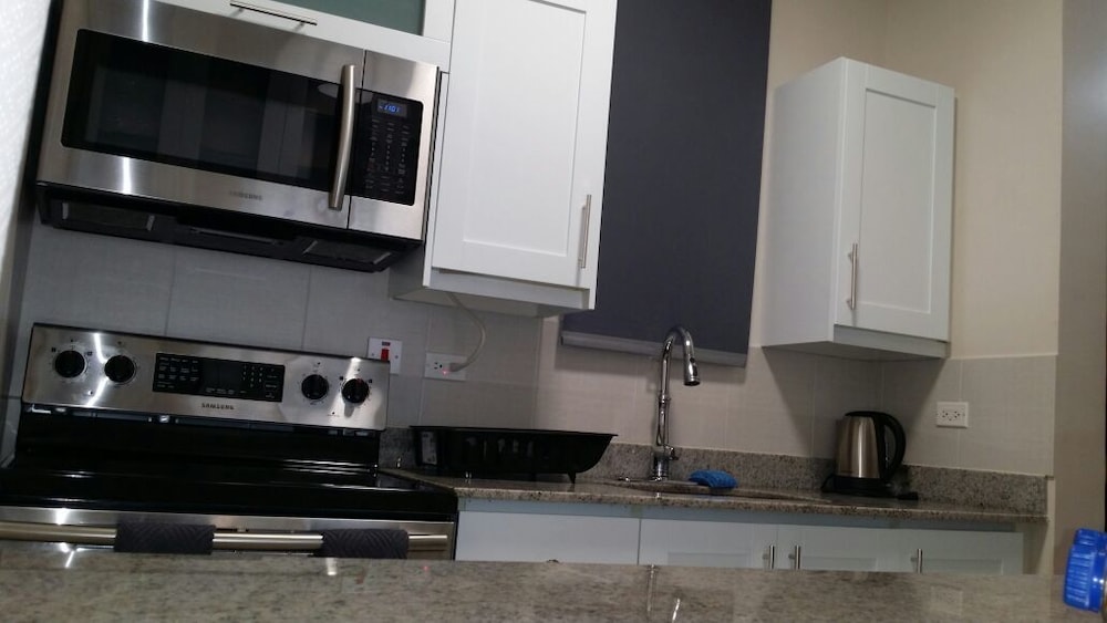 Kingsway New Kingston Guest Apartment Ii 45/45