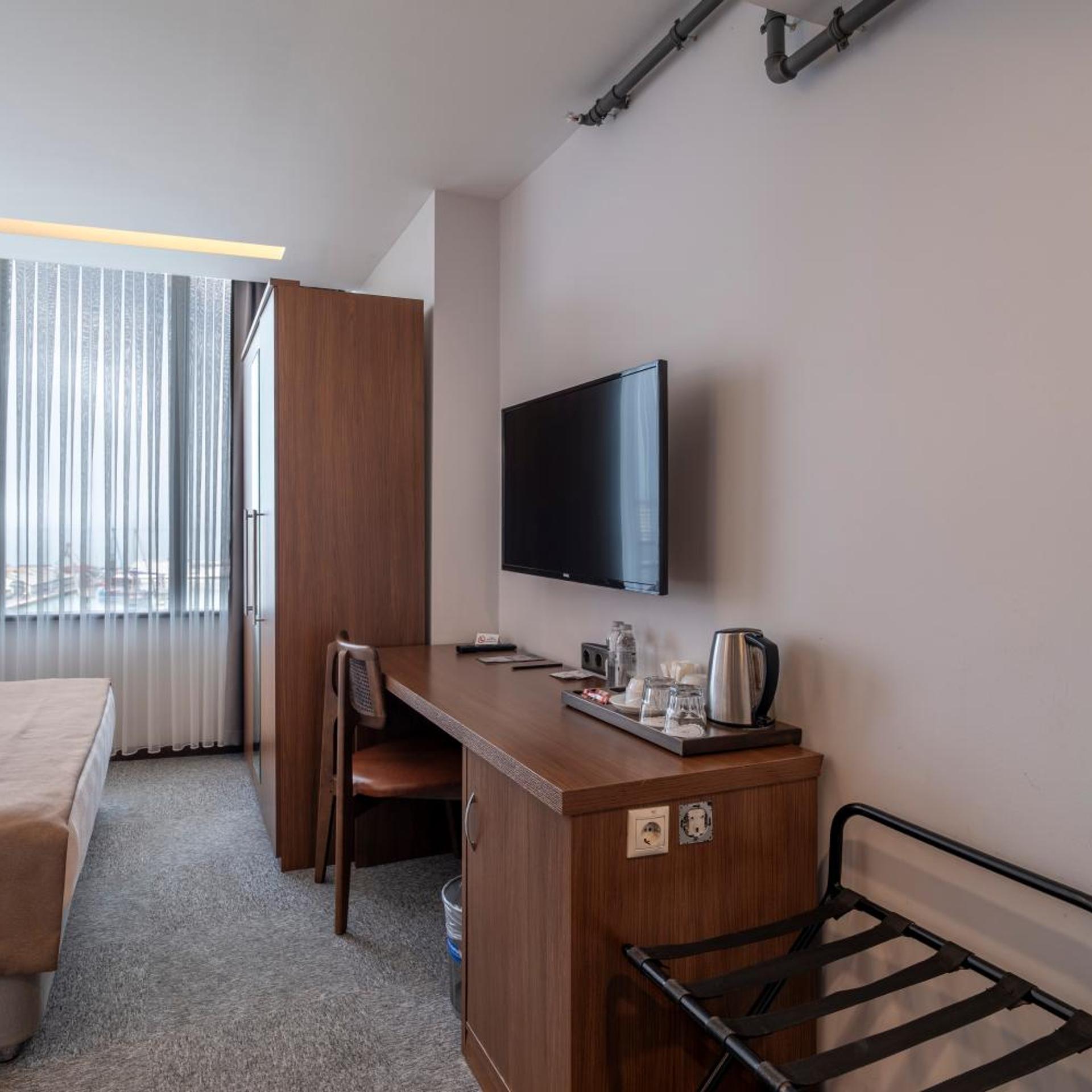 Ts Gold Hotel 48/56