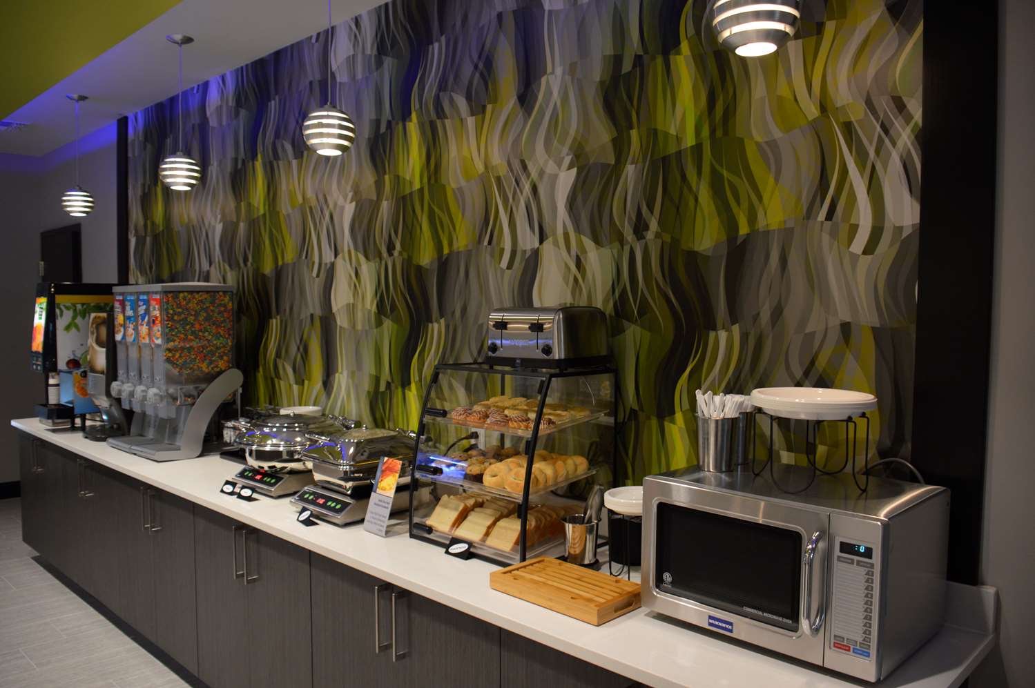 Best Western Plus At Prien Lake Inn And Suites 4/48