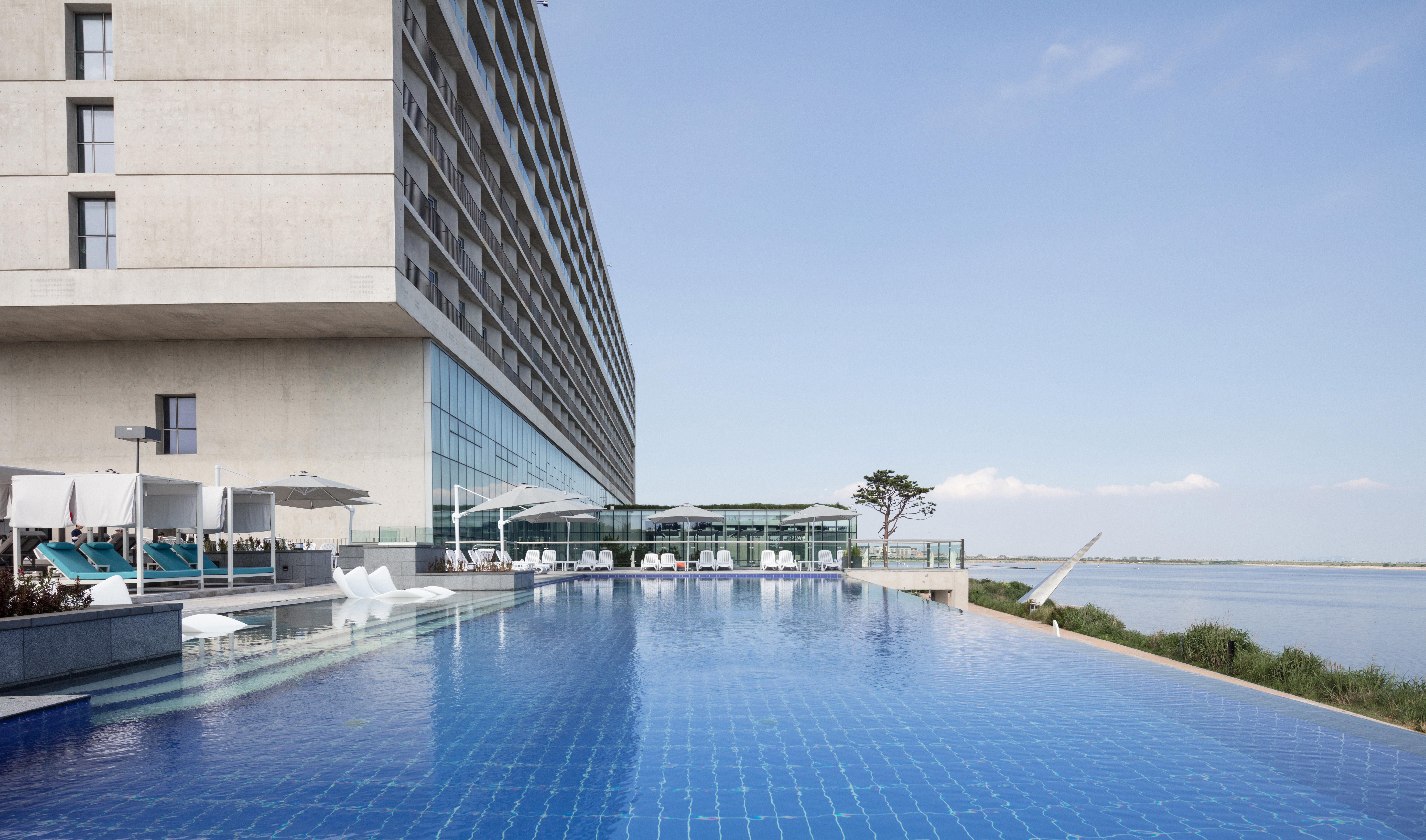 Nest Hotel Incheon 45/47