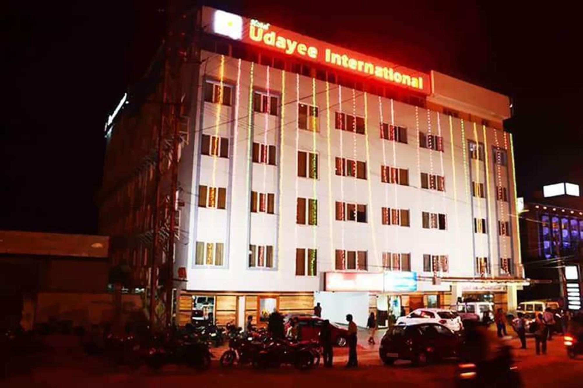 MG Hotel Udayee International 2/25