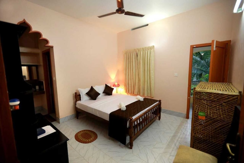 IDEAL AYURVEDIC RESORT AND NEW IDEAL PANCHAKARMA CENTRE 17/50