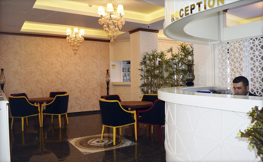 Grand Sera Hotel 6/50